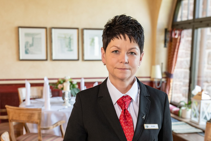 Restaurantleiterin Ute Bach im Wartburghotel in Eisenach