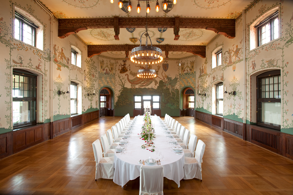 Weihnachtsfeier im Wappensaal vom Wartburghotel in Eisenach